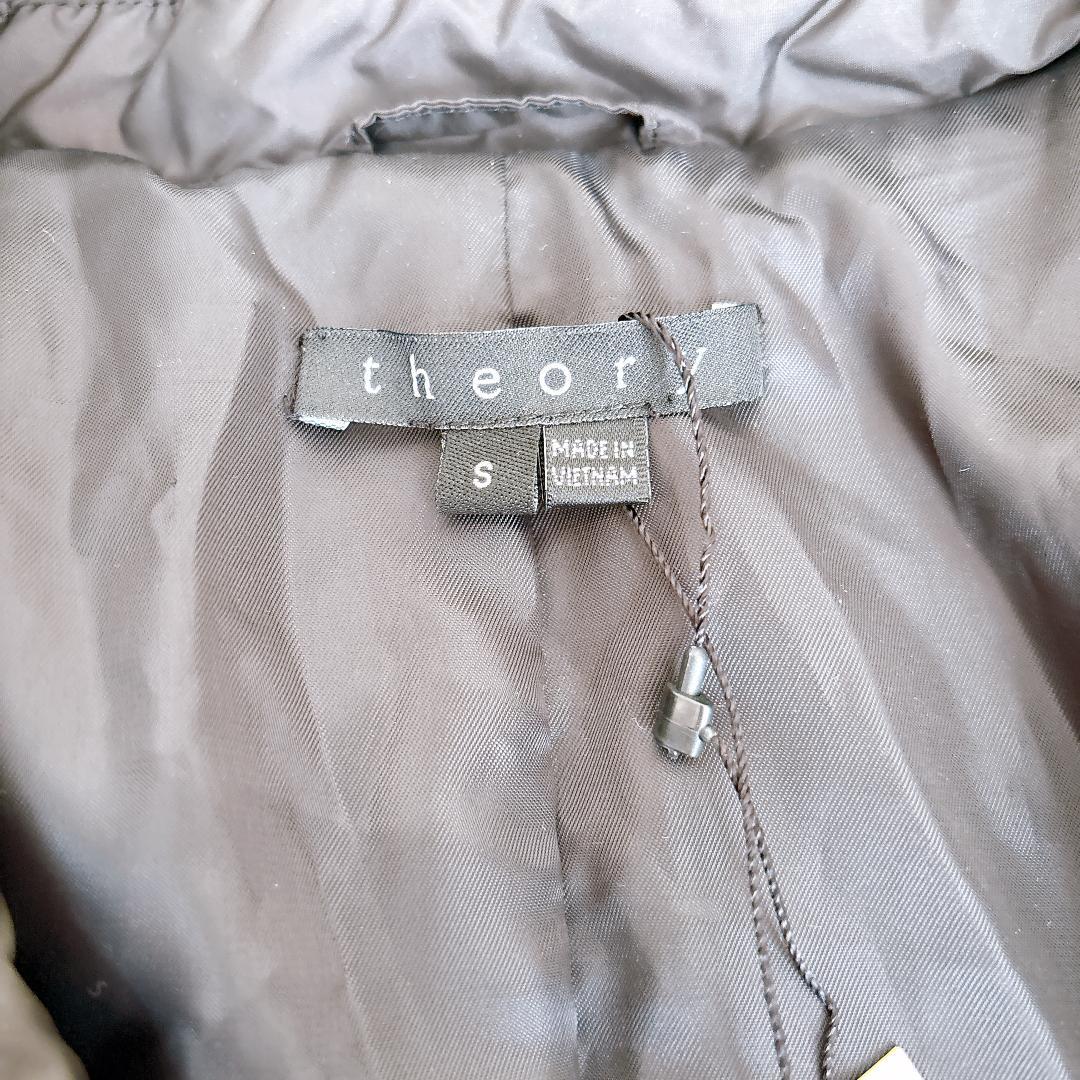 新品タグ付】Theory ダブルブレストダウンコート S 黒 ウエスト