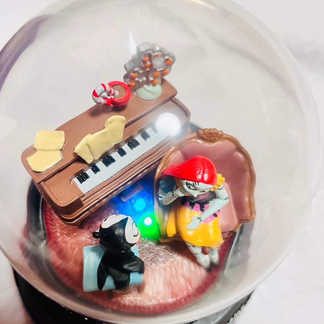 ディズニー　ナイトメアビフォアクリスマス　サリー　オルゴール　LED
