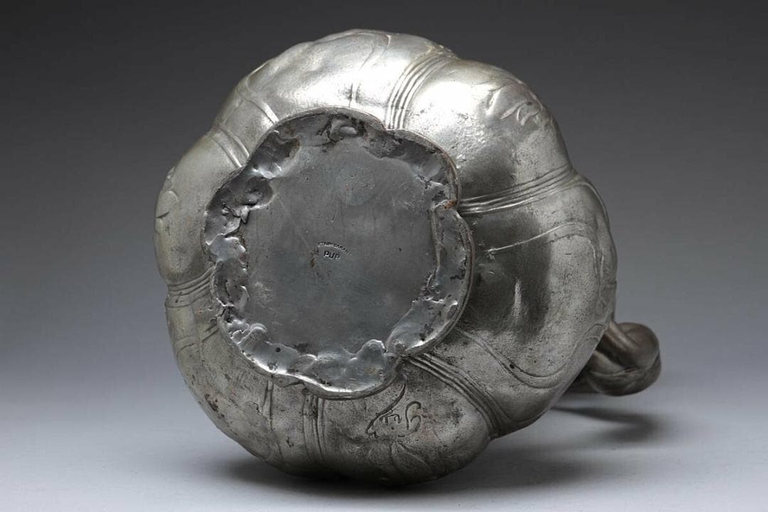 Pelz サイン Etain Garanti Pur ピューター 裸婦 錫花瓶 - メルカリ