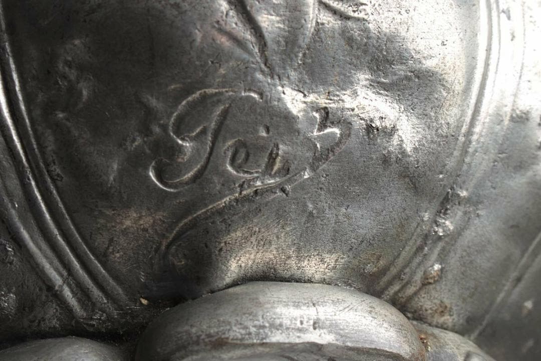 Pelz サイン Etain Garanti Pur ピューター 裸婦 錫花瓶 - メルカリ