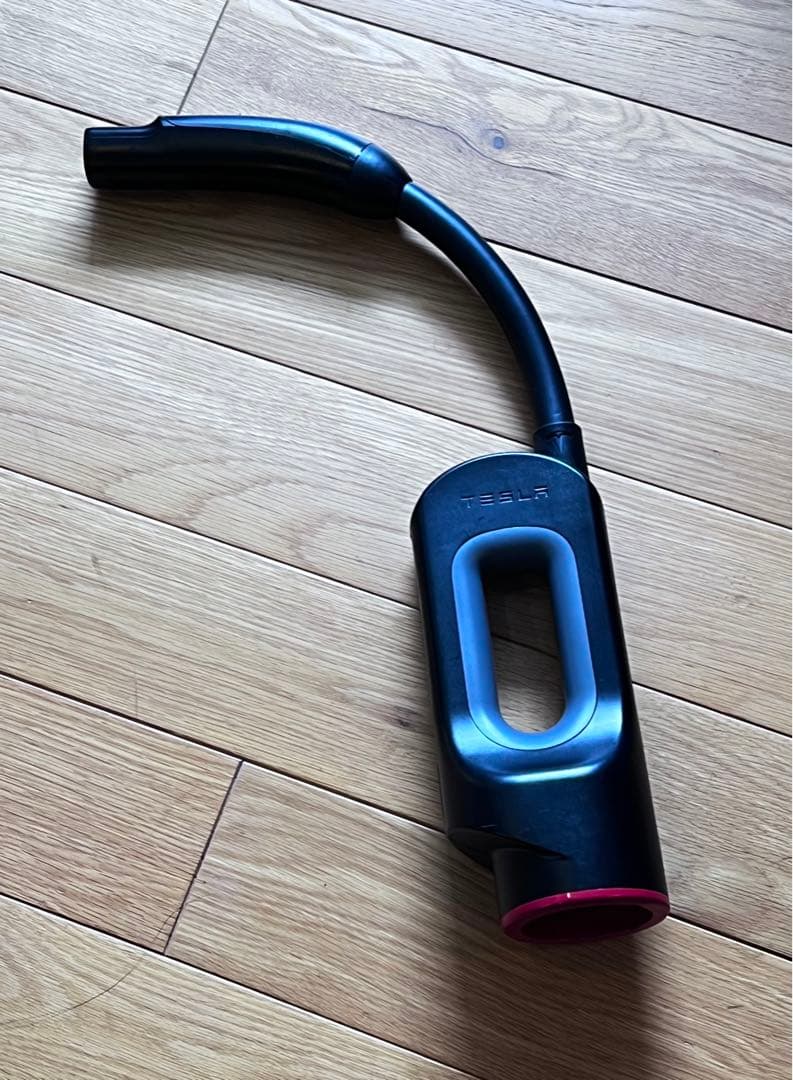 テスラ チャデモアダプターとJ1772→NACS変換アダプタのセット - メルカリ