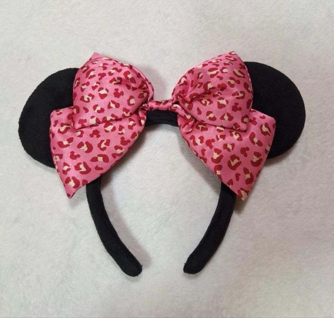 ディズニー カチューシャ ヒョウ柄 ピンク リボン - メルカリ