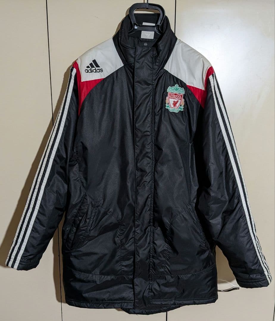 Liverpool FC adidas ベンチコート 黒 赤 Lサイズ - メルカリ