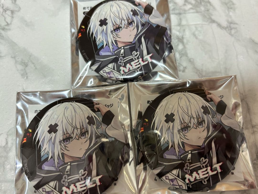 メルト・ダ・テンシくん 武道館 FIRST 1MPACT 等身缶バッジ - メルカリ