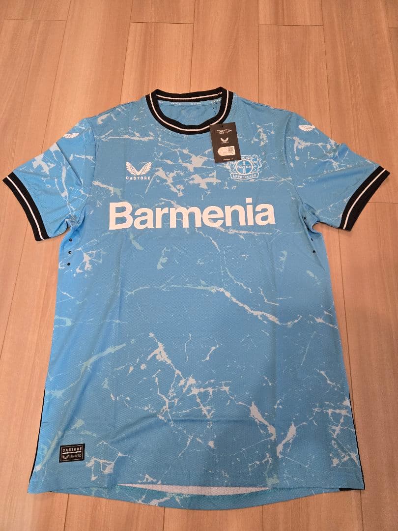 レバークーゼン オーセンティック3rdユニフォーム - メルカリ