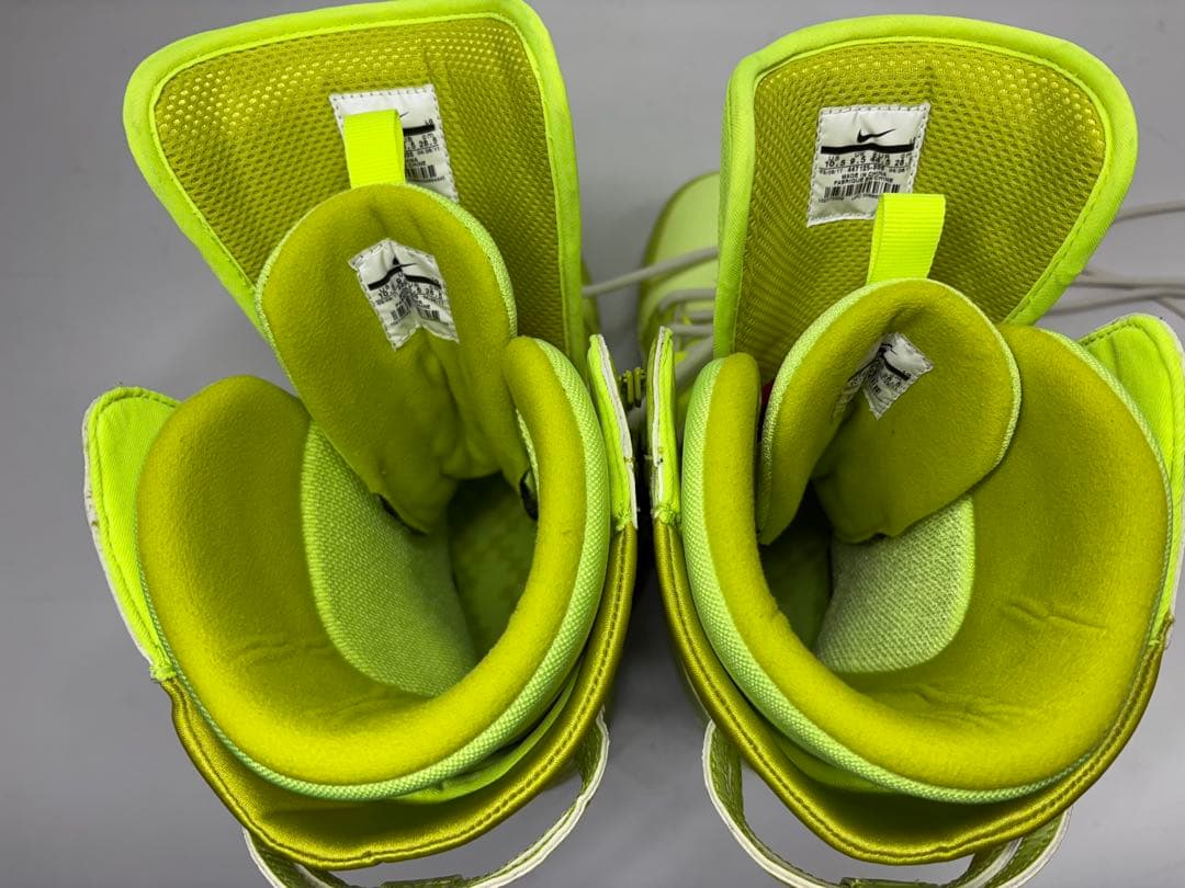 未使用 希少 NIKE VAPEN ナイキ スノーボード ブーツ 28.5cm