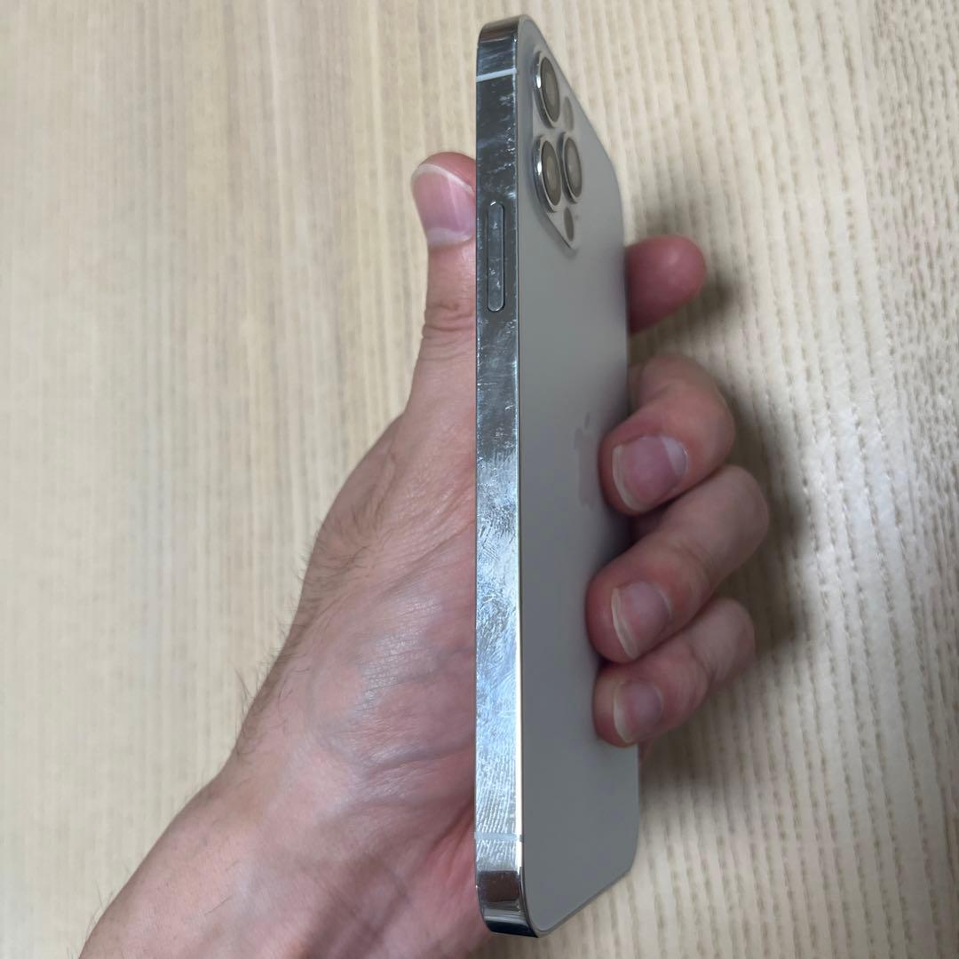 Apple iPhone 12 Pro シルバー 本体 - メルカリ