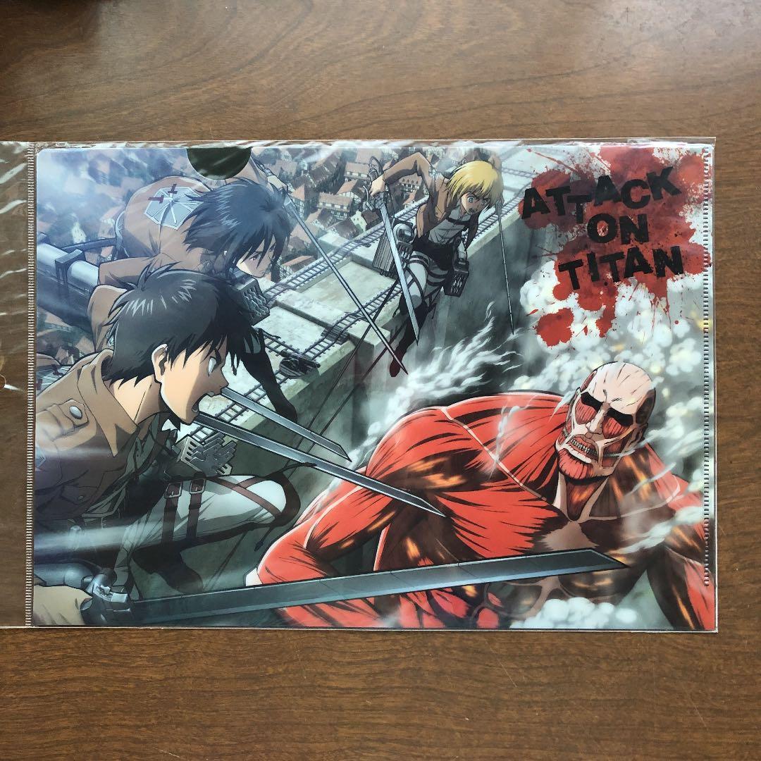 進撃の巨人　クリアファイル