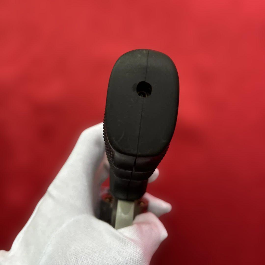 絶版　東京マルイ　コルトパイソン4インチシルバー　24連射ガスリボルバー