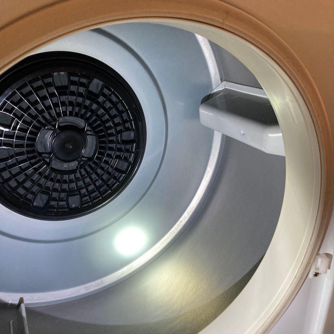 日立除湿形電気衣類乾燥機　DE-N40WX 4.0kg [送料無料]