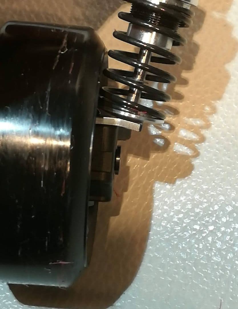 めぐる　CC-01 RWD hentaikit ストラットプレート