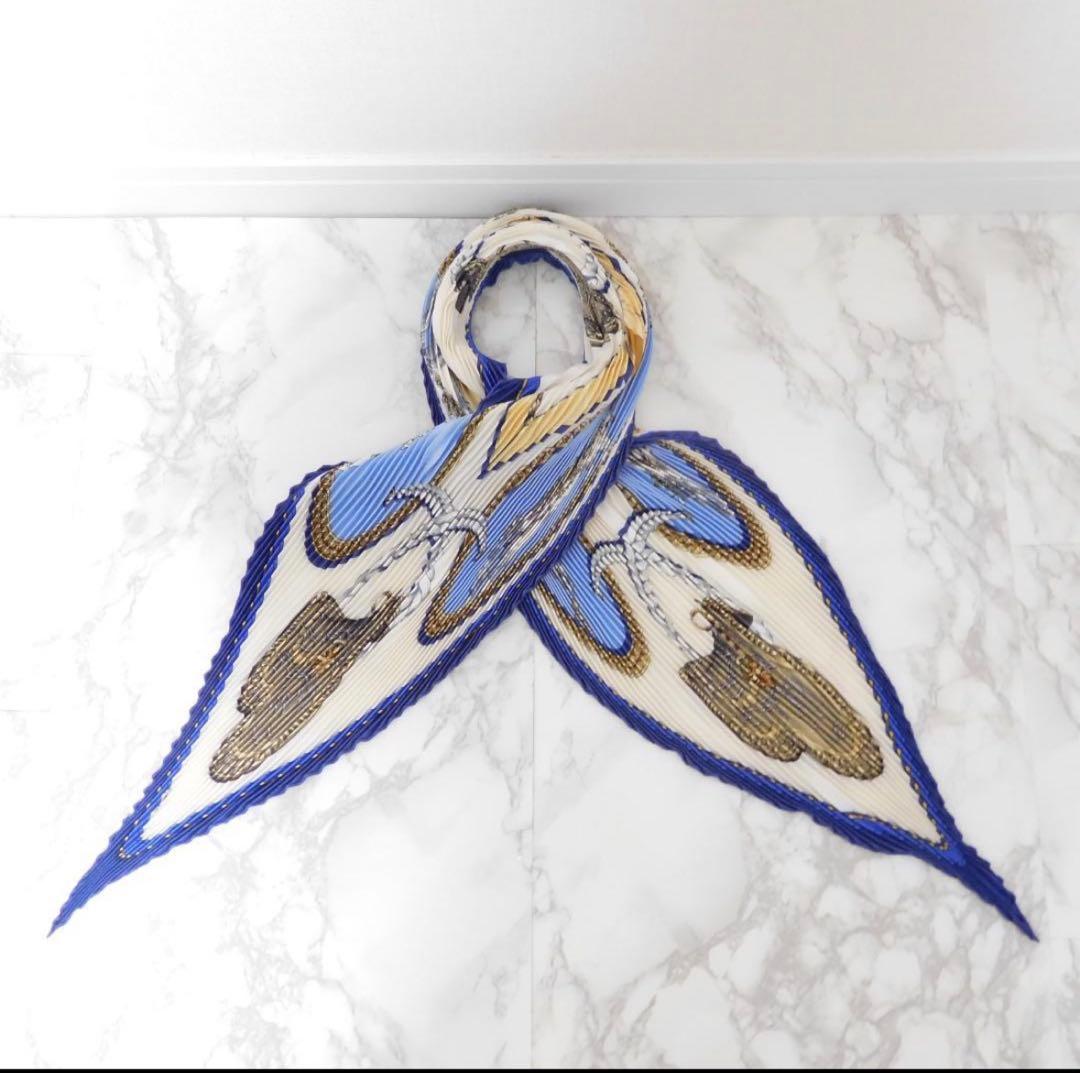 美品 HERMES エルメス プリーツ スカーフ カレ 盛装の馬 シルク100