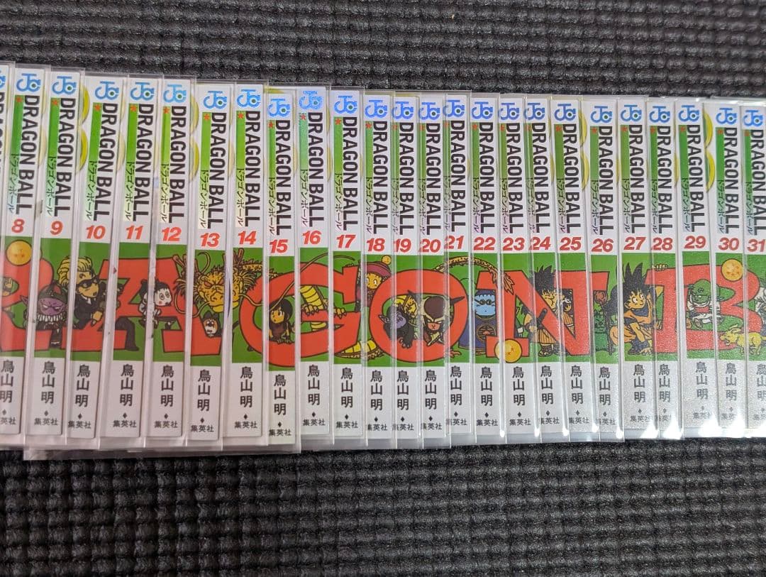 ４９枚スリーブ入　ドラゴンボール鳥山明カバーイラスト　ジャンプ作家イラストカード