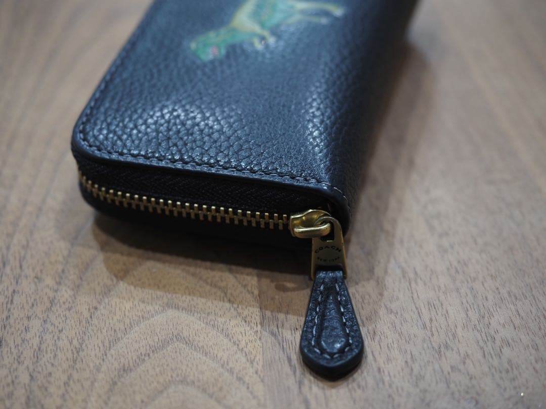 COACH 黒 レザー コインケース 恐竜刺繍 本日最終価格⭐︎＾＾