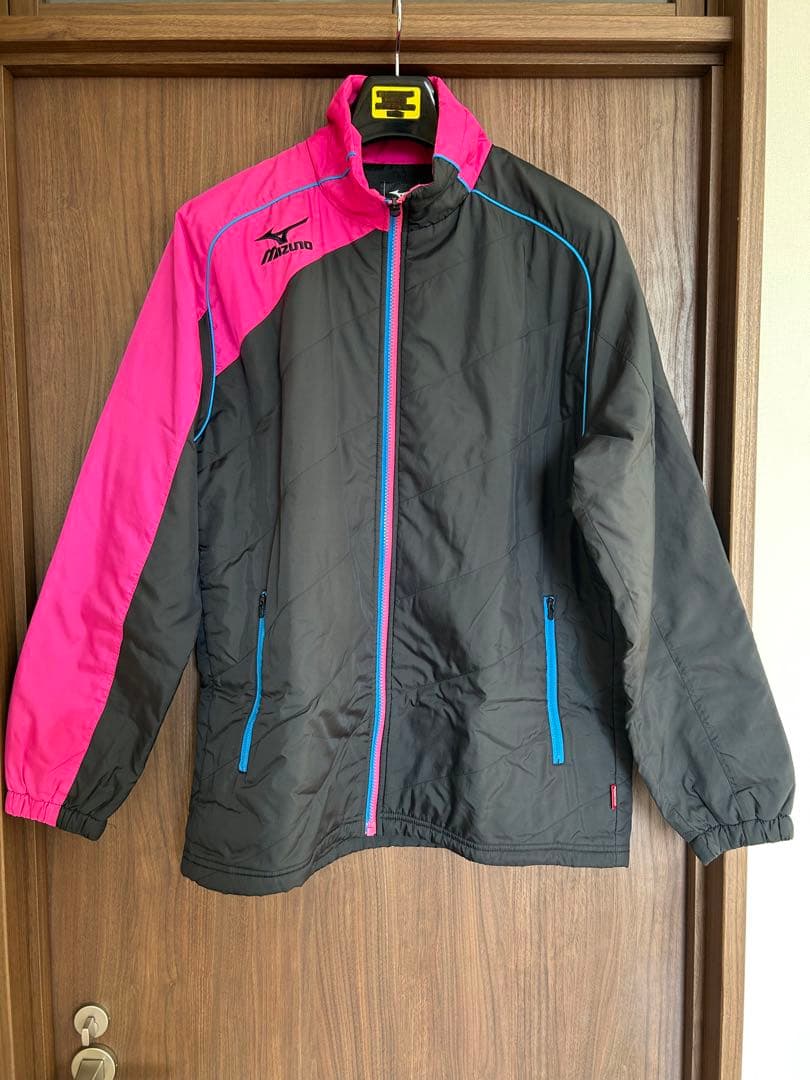 ミズノ　ダウン　セットアップ　Lサイズ ミズノ直営限定】MIZUNO ADAPTセットアップジャケット|B2JE1W32|Go to