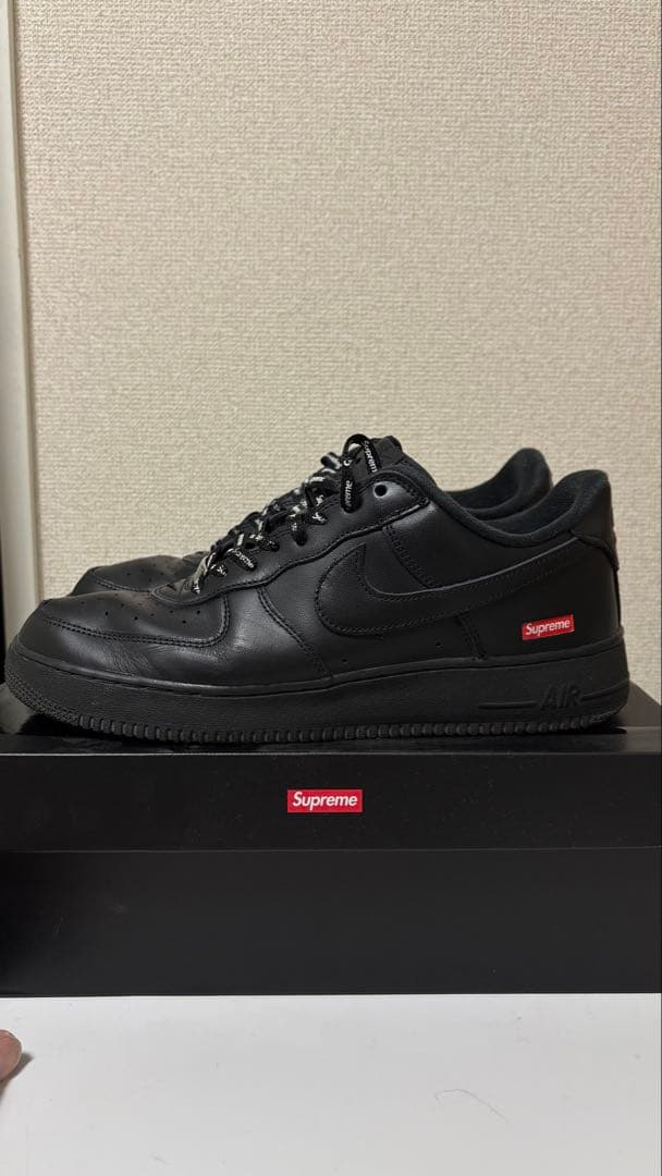 Nike Air Force 1 Low Supreme ブラック　28.5cm