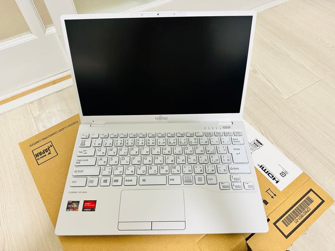 超美品 富士通LIFEBOOK UH77/E3 - メルカリ