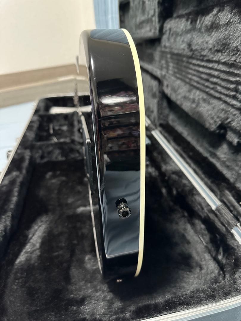 布袋寅泰モデルギター（シールドのみ） - メルカリ