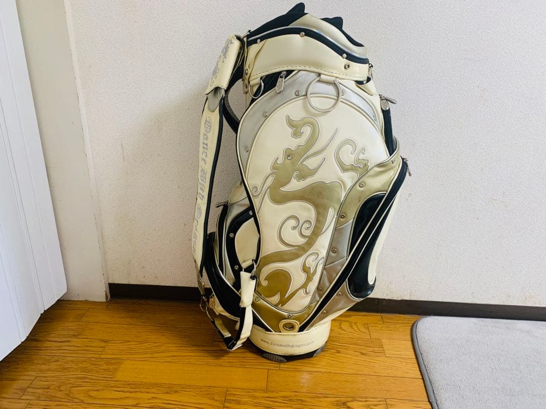 ダンス・ウイズ・ドラゴン ホワイトゴルフバッグ (消毒済) Dance With Dragon - | キャディバッグ | ホワイト | ユニセックス