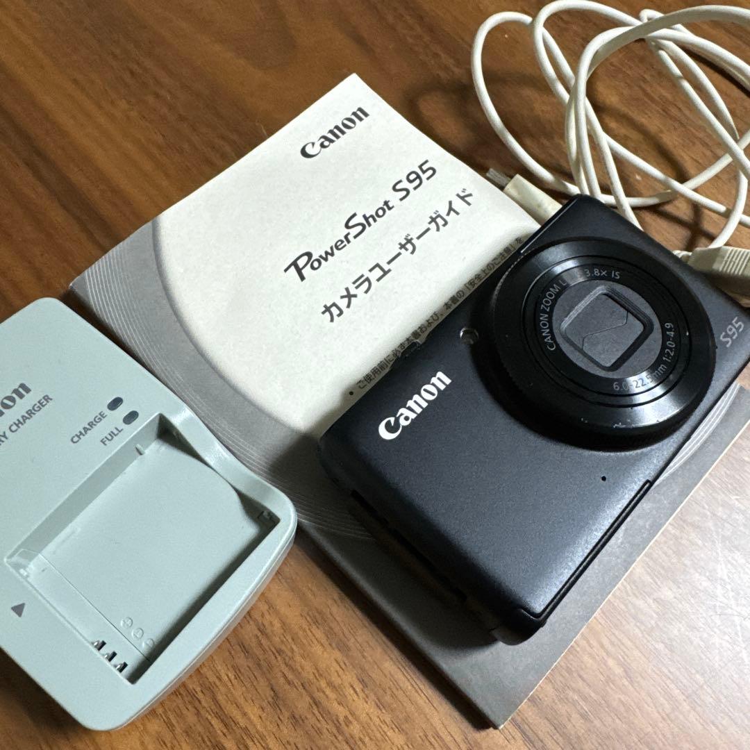 デジタルカメラ Canon S95 Amazon.com : Canon PowerShot S95 10 MP Digital Camera with 3.8x