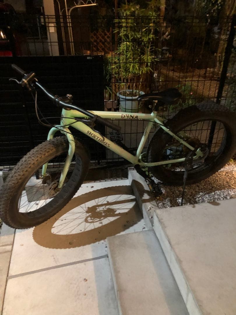 ファットバイク TRINX（トリンクス） 迫力の極太タイヤ4.0インチ ! ファットバイク W