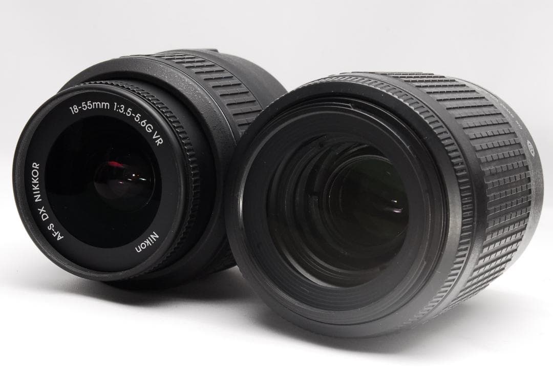 Nikon D3000 ✨️ S数新品級 ダブルレンズ 外箱付 スマホ転送