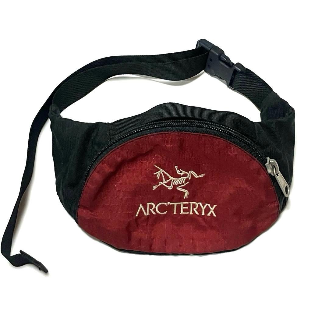 ARC'TERYX アークテリクス アーバンファニー カナダ製ボディーバッグ2