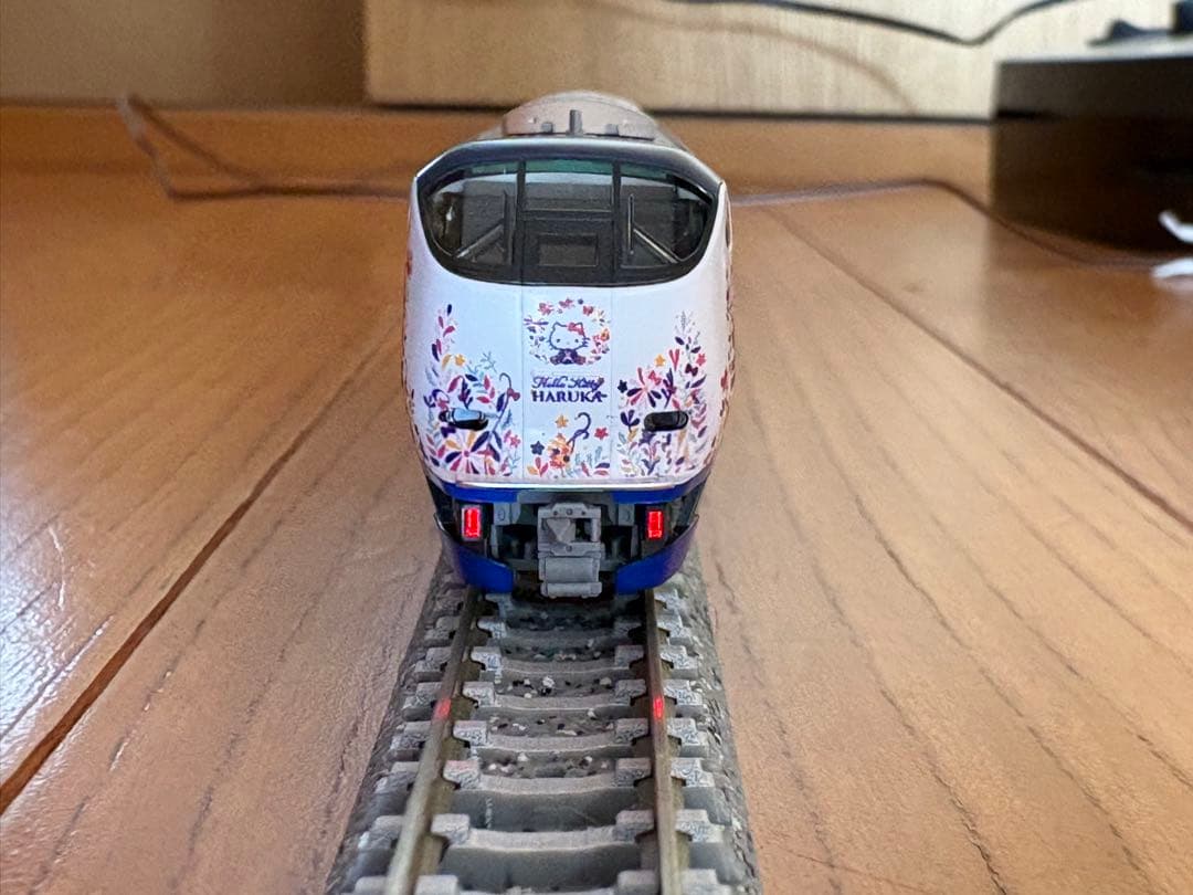 鉄道模型NゲージTOMIX281系ハローキティはるか　‼️TNカプラー装着済み‼️