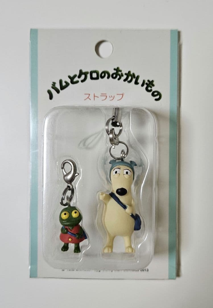 バムとケロのおかいもの ストラップ - メルカリ