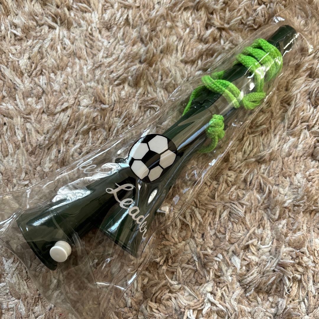 サッカー観戦に 3連チアホーン