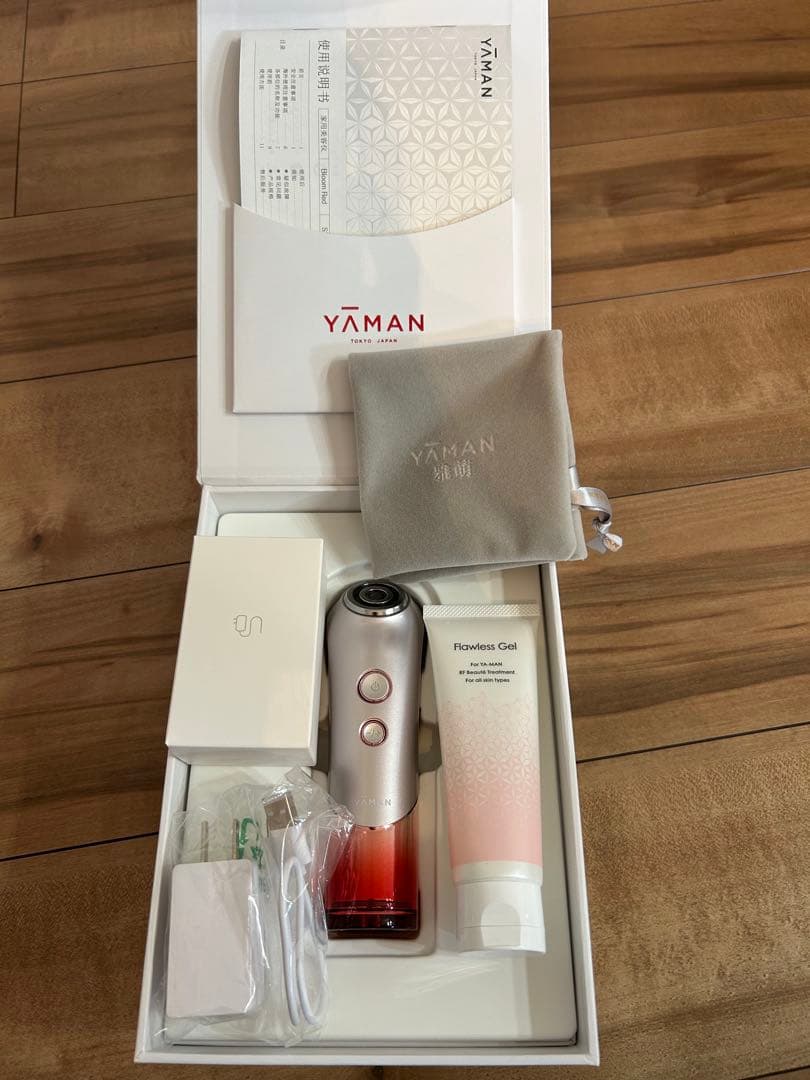 美品　YA-MAN ヤーマン　家庭用美顔器　ブルームレッド　ジェル ブルーム レッド | YA-MAN TOKYO JAPAN | ヤーマン株式会社