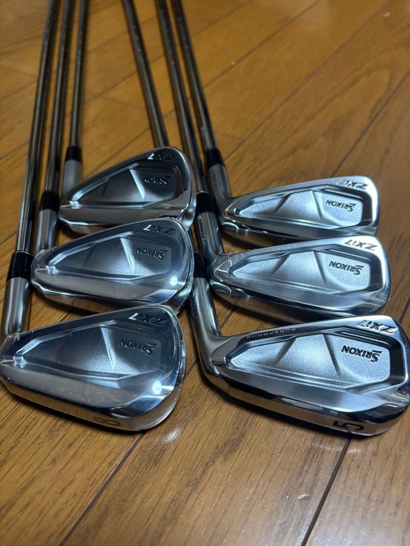 美品スリクソンZXi7 5-PW 6本MODUS3 TOUR105S