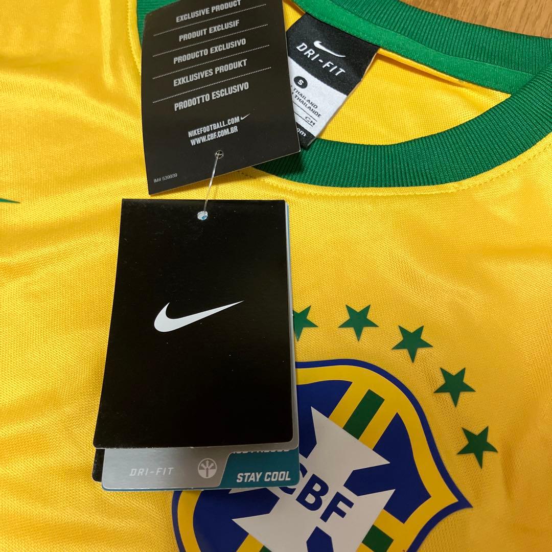 Nike製ブラジル代表シャツ 2014 SDri-FIT素材 ナイキ サッカーの通販