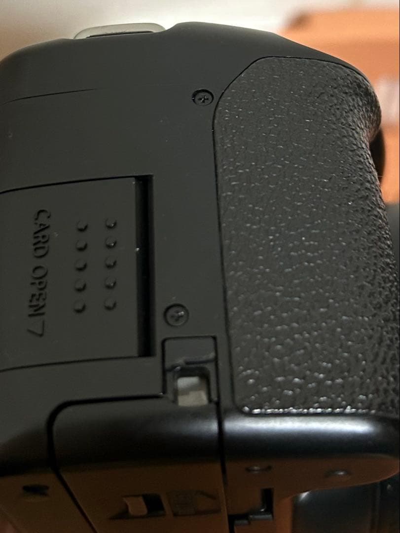 ショット3437枚✨ Canon kiss X2 レンズセット 初心者 入門機 - メルカリ