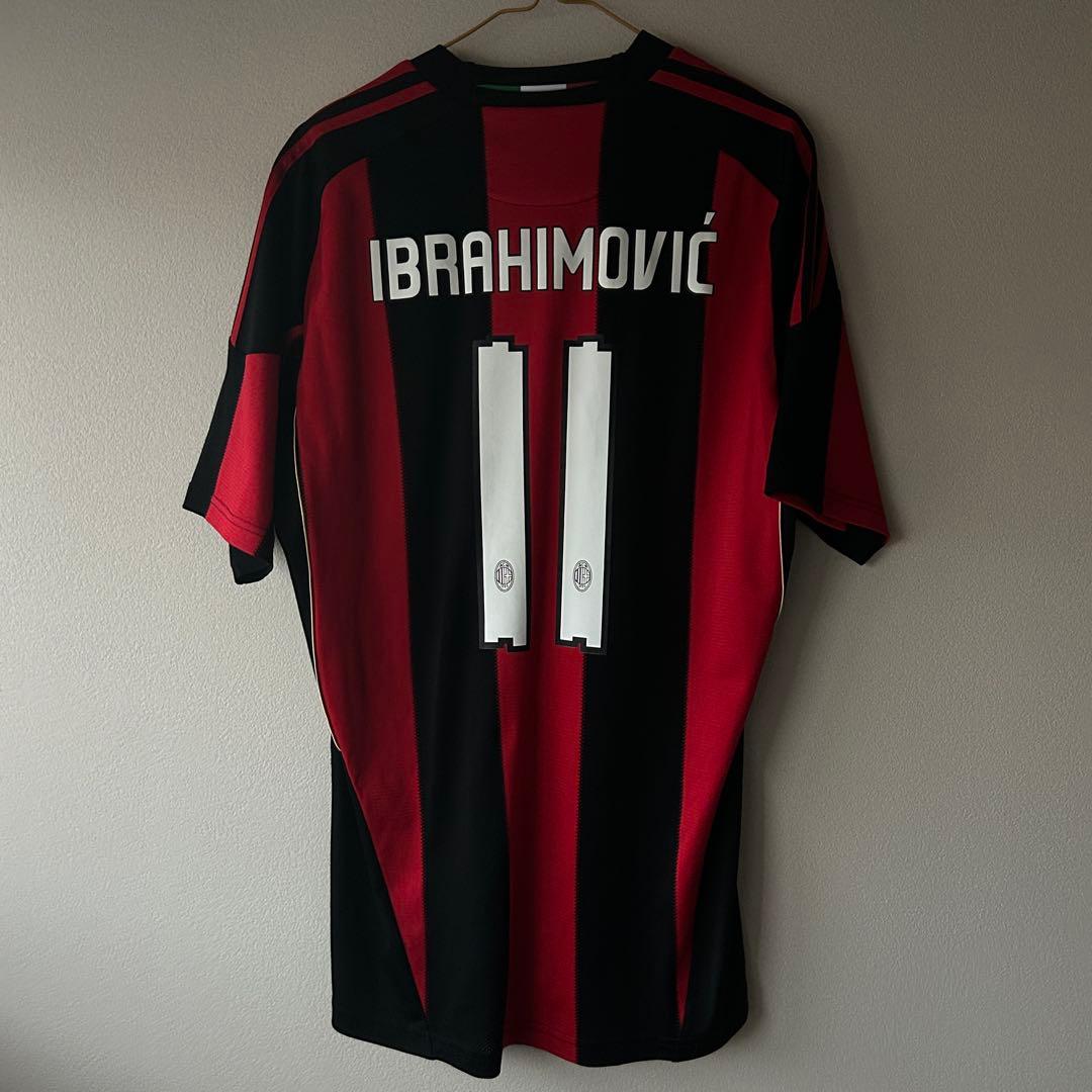 【正規品】　10-11 ACミラン　イブラヒモヴィッチ　ユニフォーム ACミラン新背番号11.イブラヒモビッチ付きユニフォーム発売開始