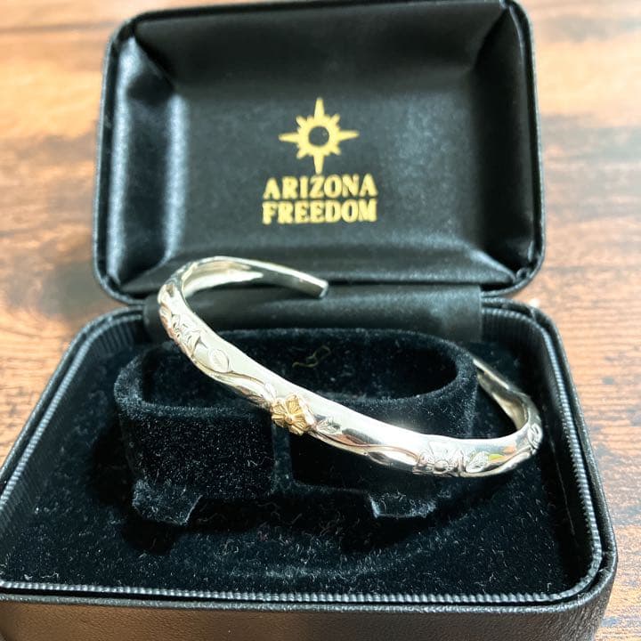 アリゾナフリーダム バングル k18 美品 Arizona freedom - メルカリ