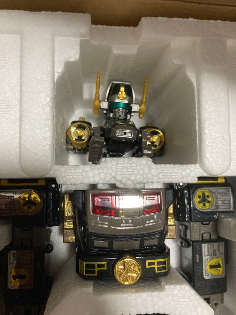 救急戦隊ゴーゴーファイブ ブラックDXマックスビクトリーロボ※合体後