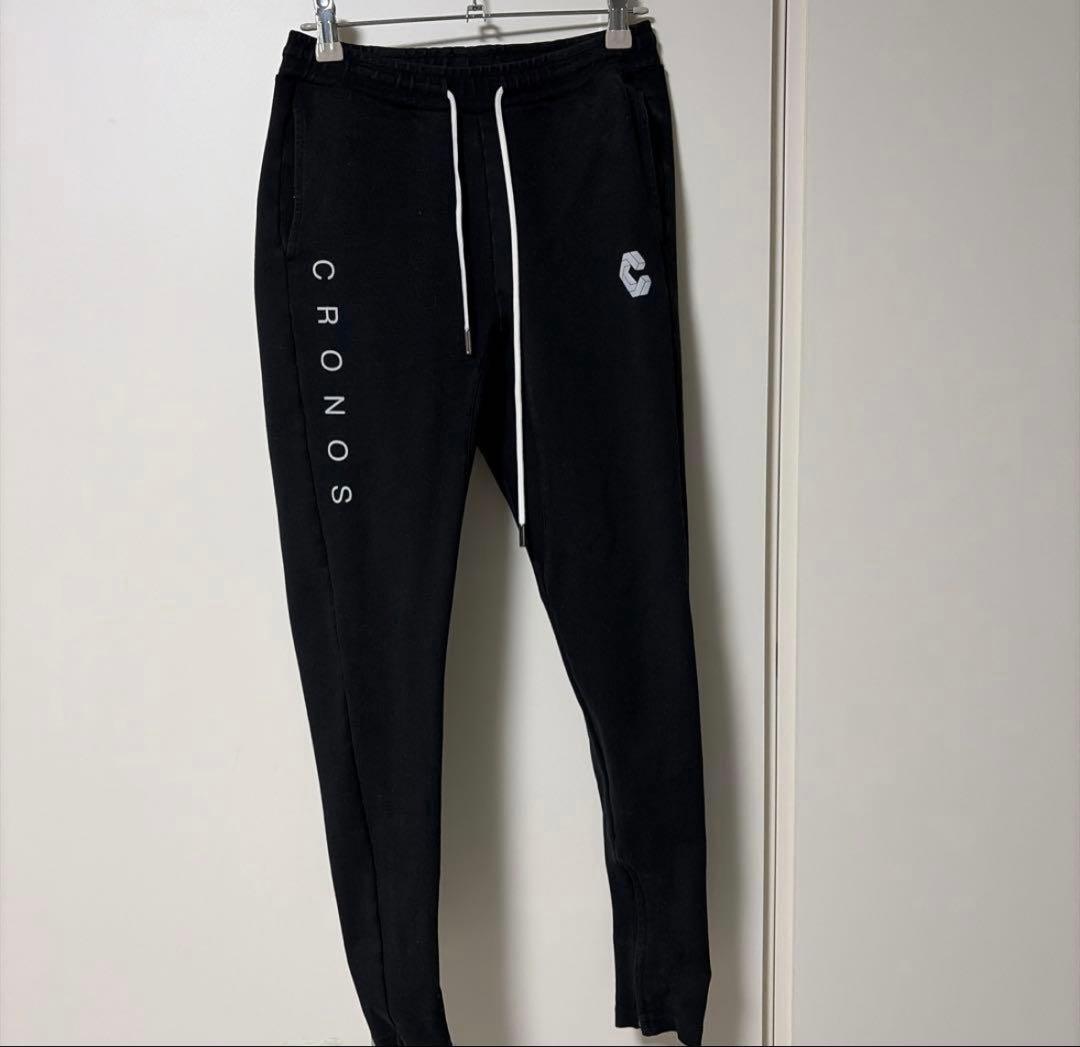 CRONOS ブラック ジョガーパンツ - メルカリ
