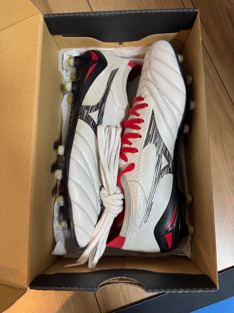 モレリア　ネオ　4β JAPAN 26.5cm