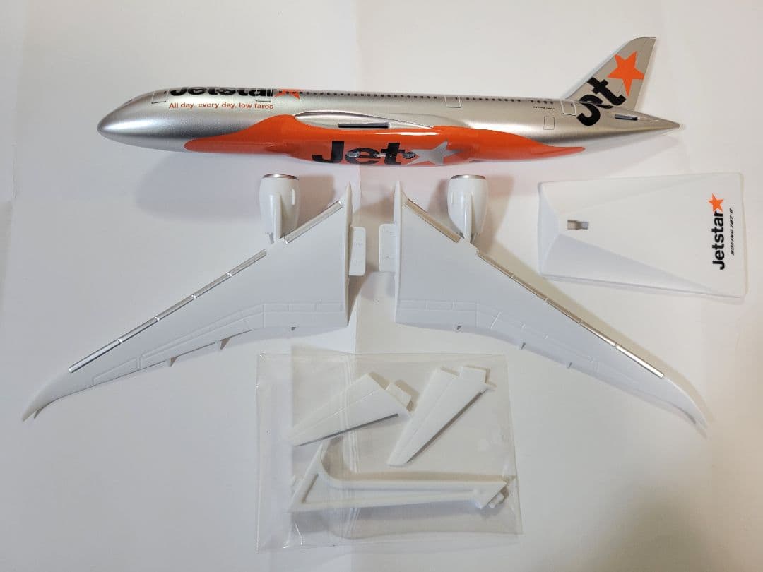 ジェットスター 787-8 モデルプレーン 1/200