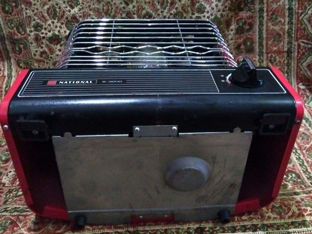 昭和レトロ】希少♢NATIONAL S-3200 ストーブ 赤黒…LPガス用 - メルカリ