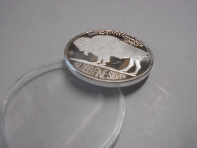 2個　シルバー　　インディアン　31.2g 　銀貨　未使用 　g088