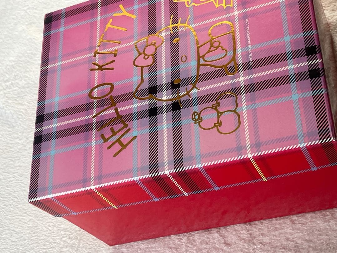 ぬいぐるみ Hello Kitty Red Tartan