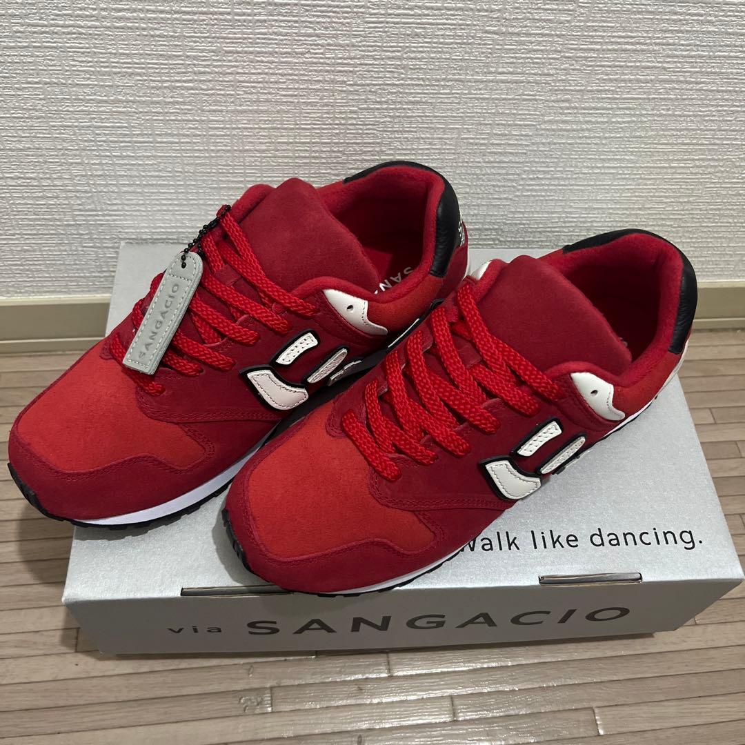 via SANGACIO カーマインレッド スニーカー US 7 - メルカリ