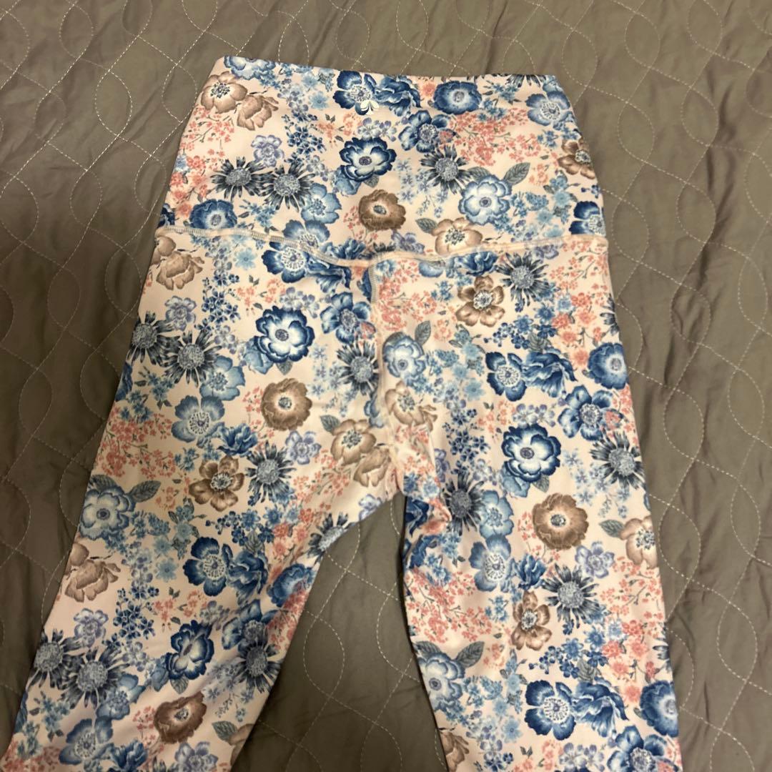 LAVA エンブロイダリーヨガウェアセット➕水素水ボトル