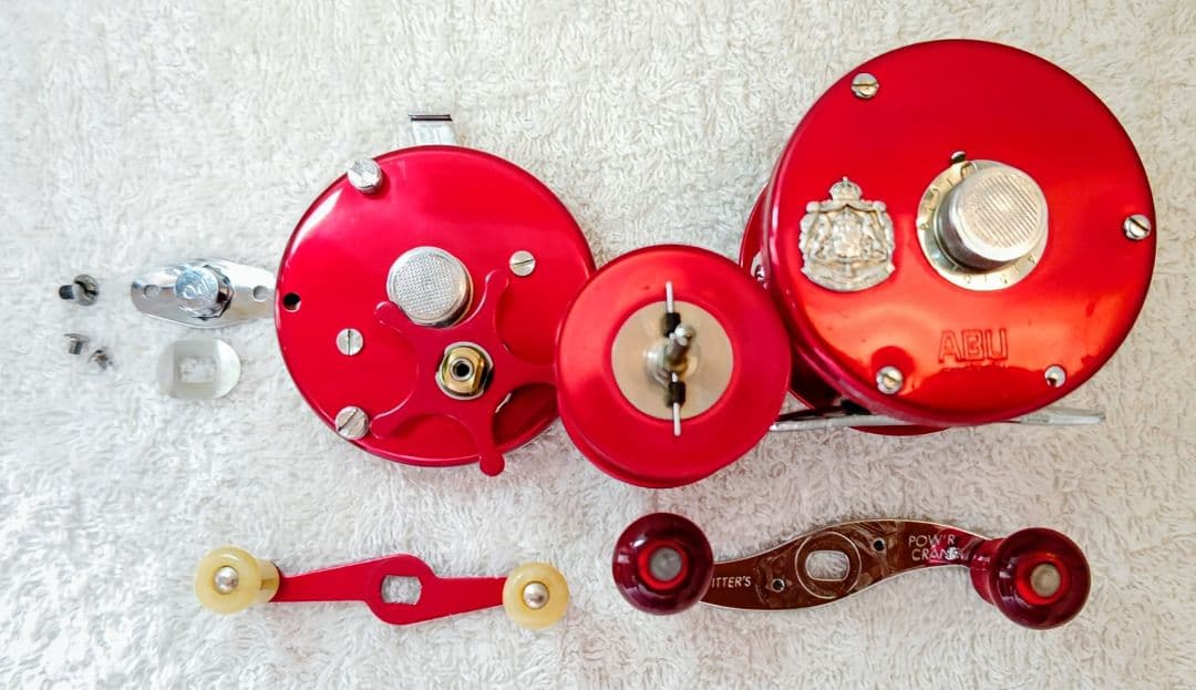 ABU Ambassadeur 5000 Red BigA パワハン 皮ケース付 - メルカリ