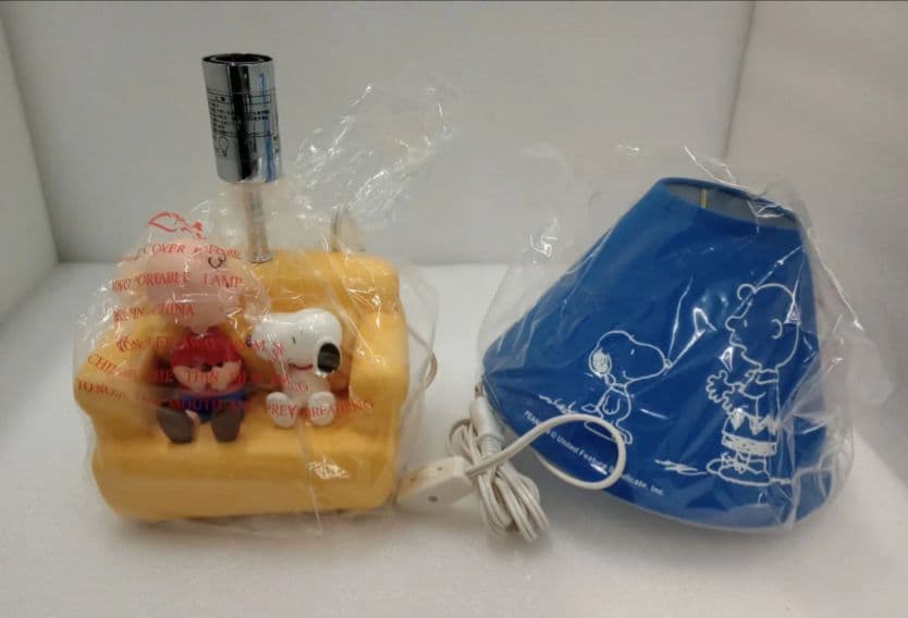 レトロ！SNOOPY＆チャーリー・ブラウン　シェードランプ　箱入り未使用