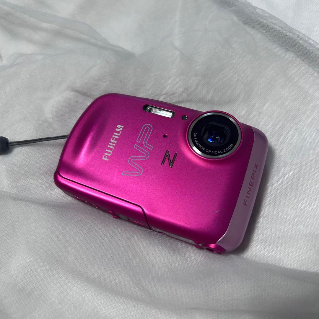 Fujifilm WP Z ピンク 防水デジタルカメラ - メルカリ