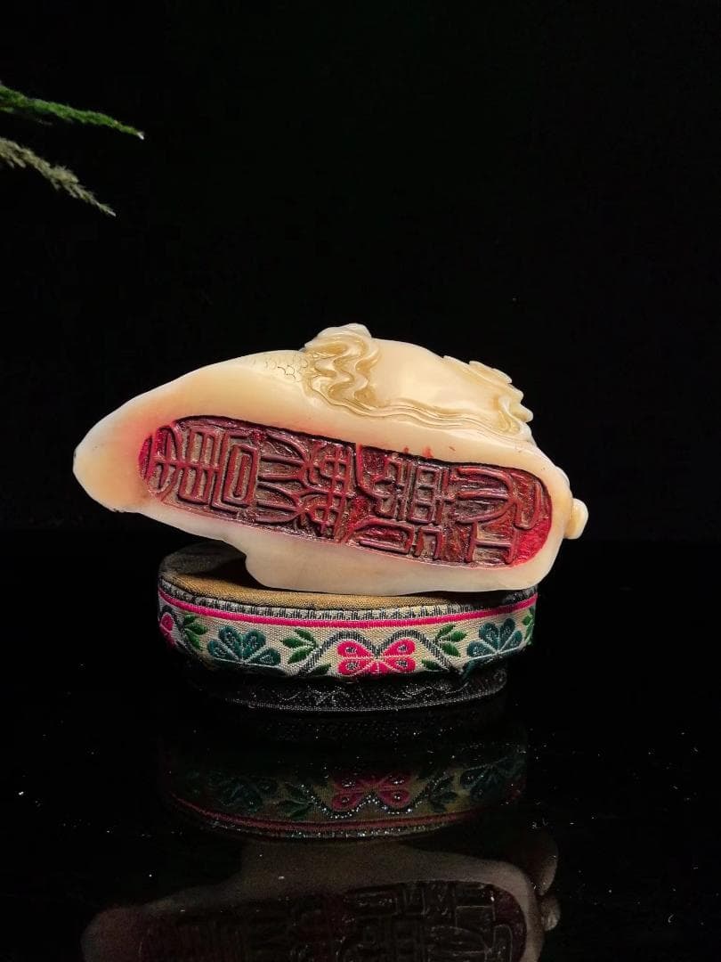 中国古美術・ 降龍羅漢・寿山石極品水晶銀田黄の印鑑・摆件・文房具