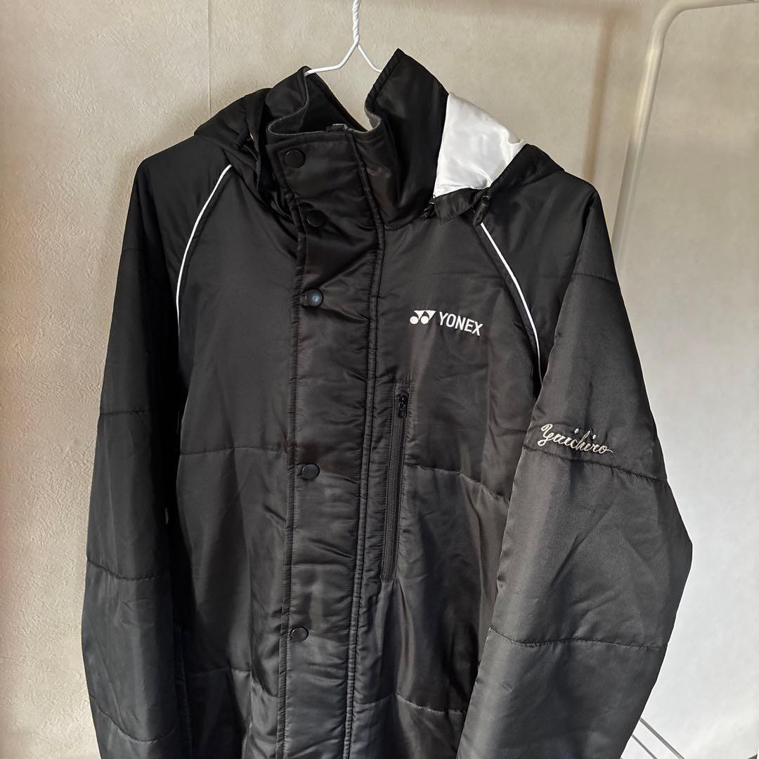 YONEX フード付きベンチコート 名前刺繍入り - メルカリ